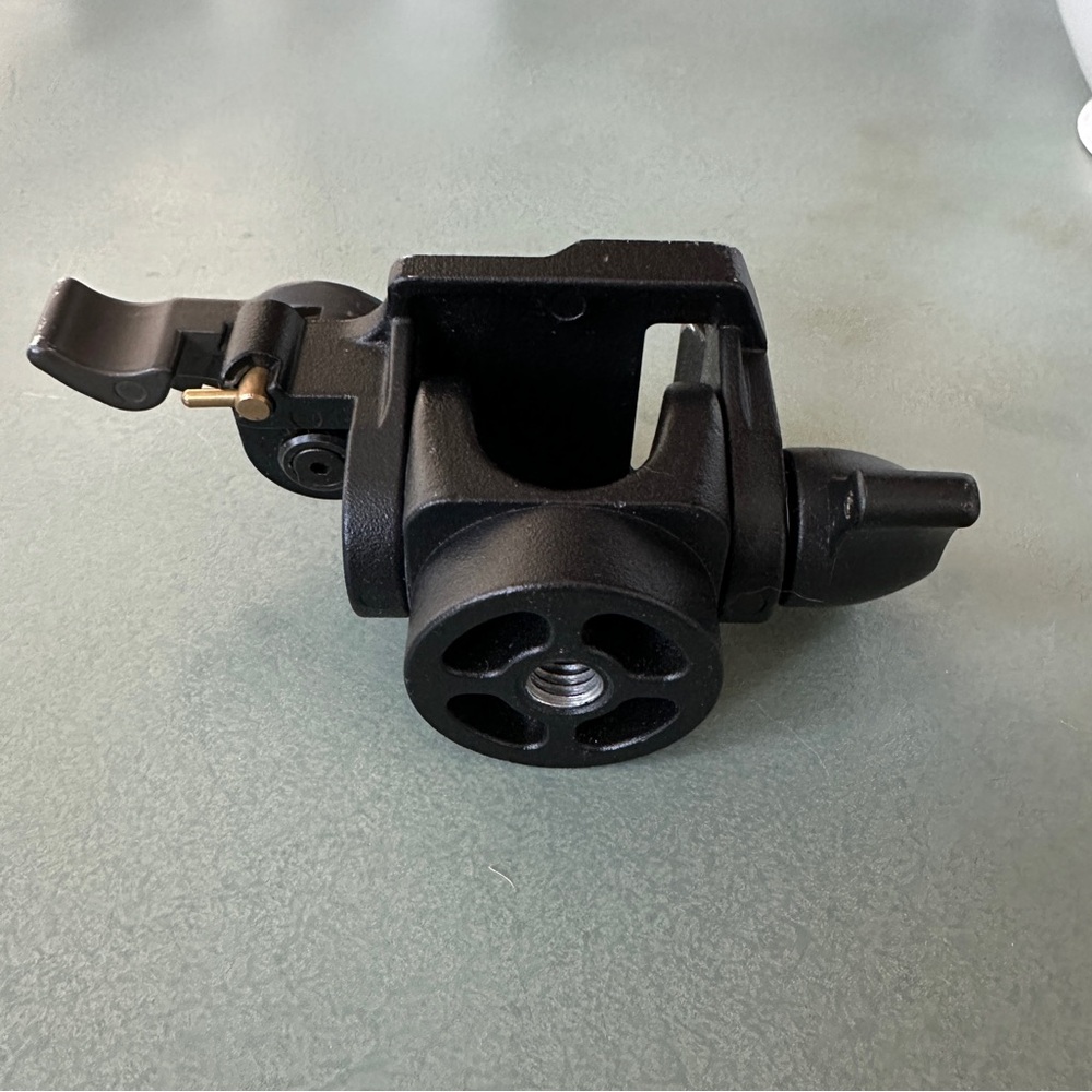 Monopod Tilt Head with Quick Release - Picture 3 of 5